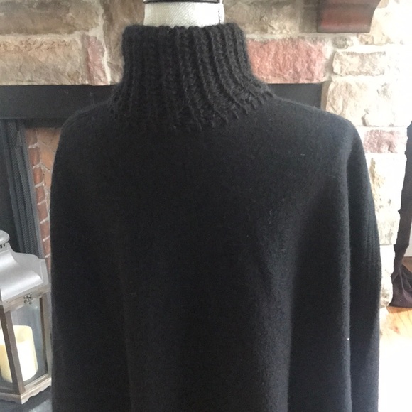 Casch by Gro  boiled wool shawl - Picture 4 of 6